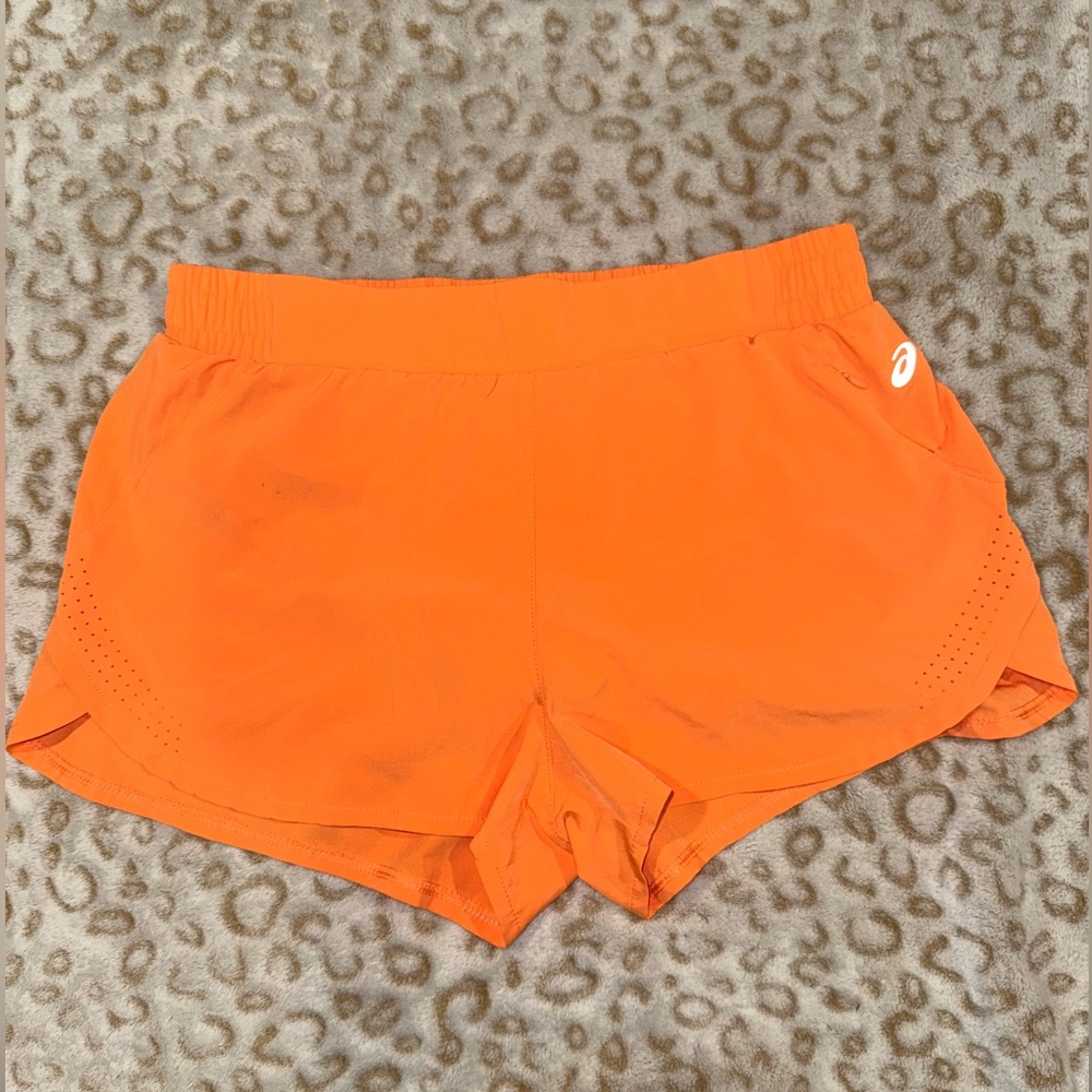 BRAND NEW Asics Women's Size Medium Vibrant Orange Athletic Shorts